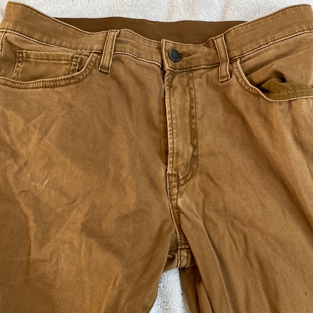 Uniqlo Trousers, waist 30 length 33 inch.